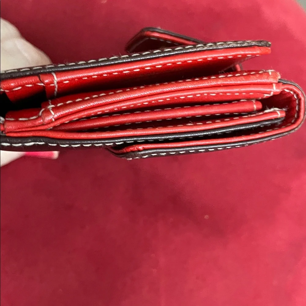 Kate Spade Chocolate Leather Wallet Inside Red With Coin & Cardholder EUC RARE - Picture 4 of 10